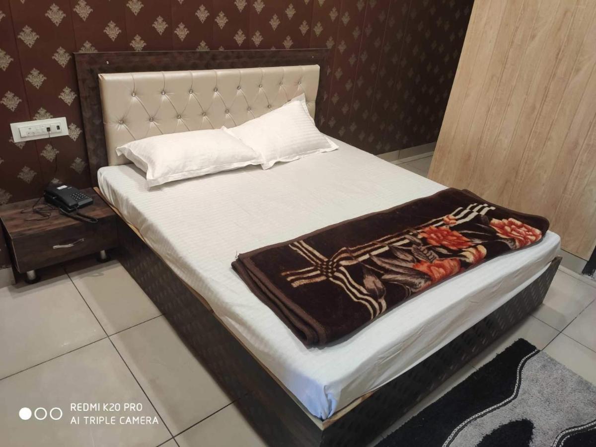 Hotel 7 Deep Λουντιάνα Εξωτερικό φωτογραφία